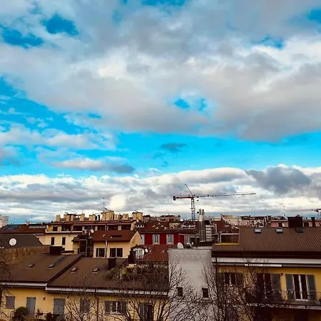 Sky-view Flat In דירה *