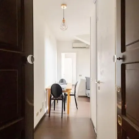 Sky-view Flat In דירה *