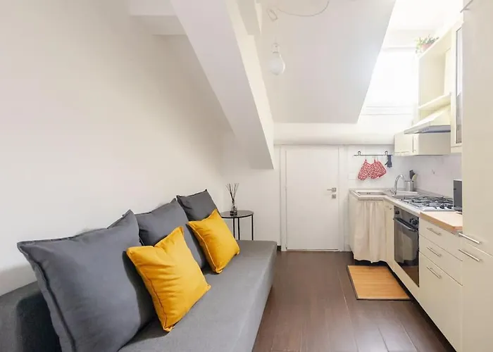 Sky-view Flat In Apartment Milan